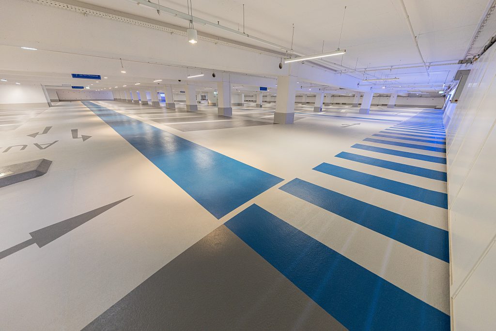 renoveret beton i parkeringshus